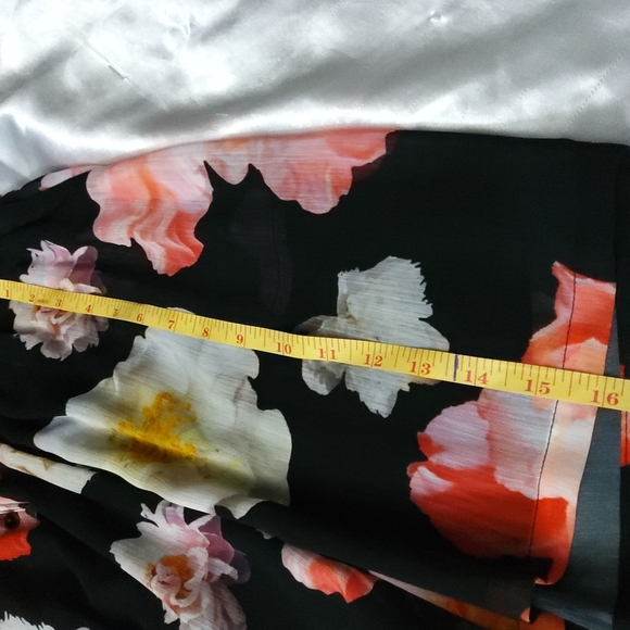 GB LONG BELLSLEEVES Romper - Picture 10 of 10